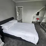 Shortwood Stay